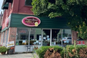 Common Ground Coffee & Cupcakes
