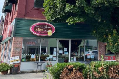 Common Ground Coffee & Cupcakes