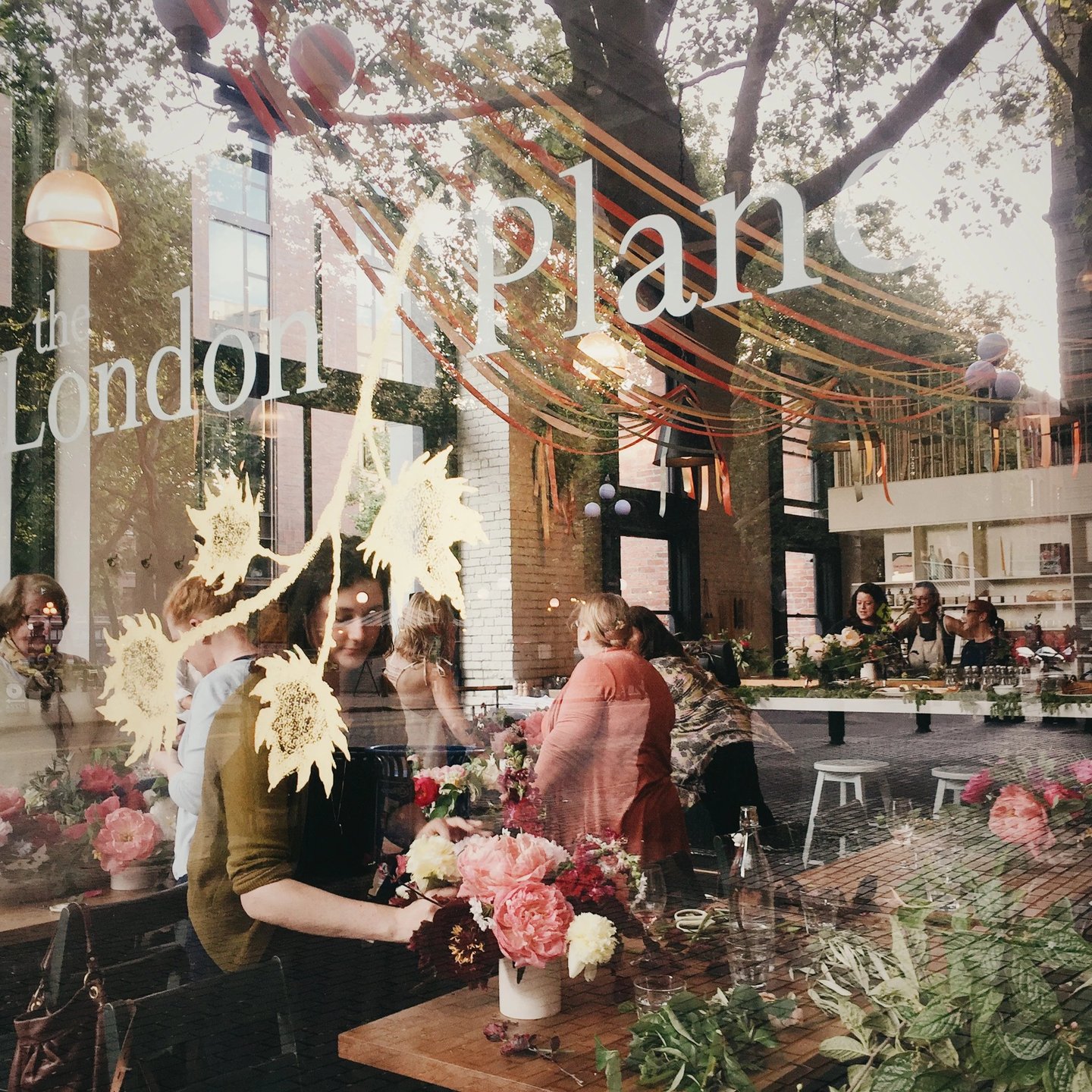 Gift guide to Seattle - flower arranging experience