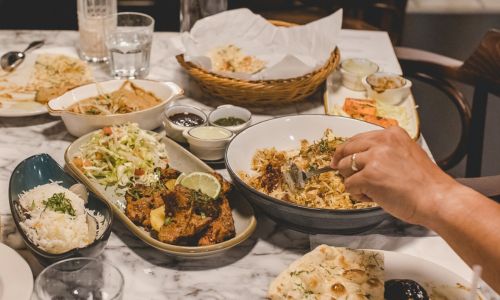 Naan N Curry - Feature